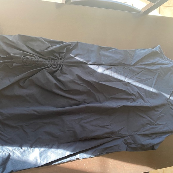 XL Columbia Dresses - Picture 2 of 4